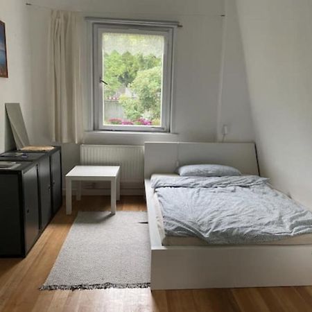Altbauwohnung Stuttgart Ost Extérieur photo