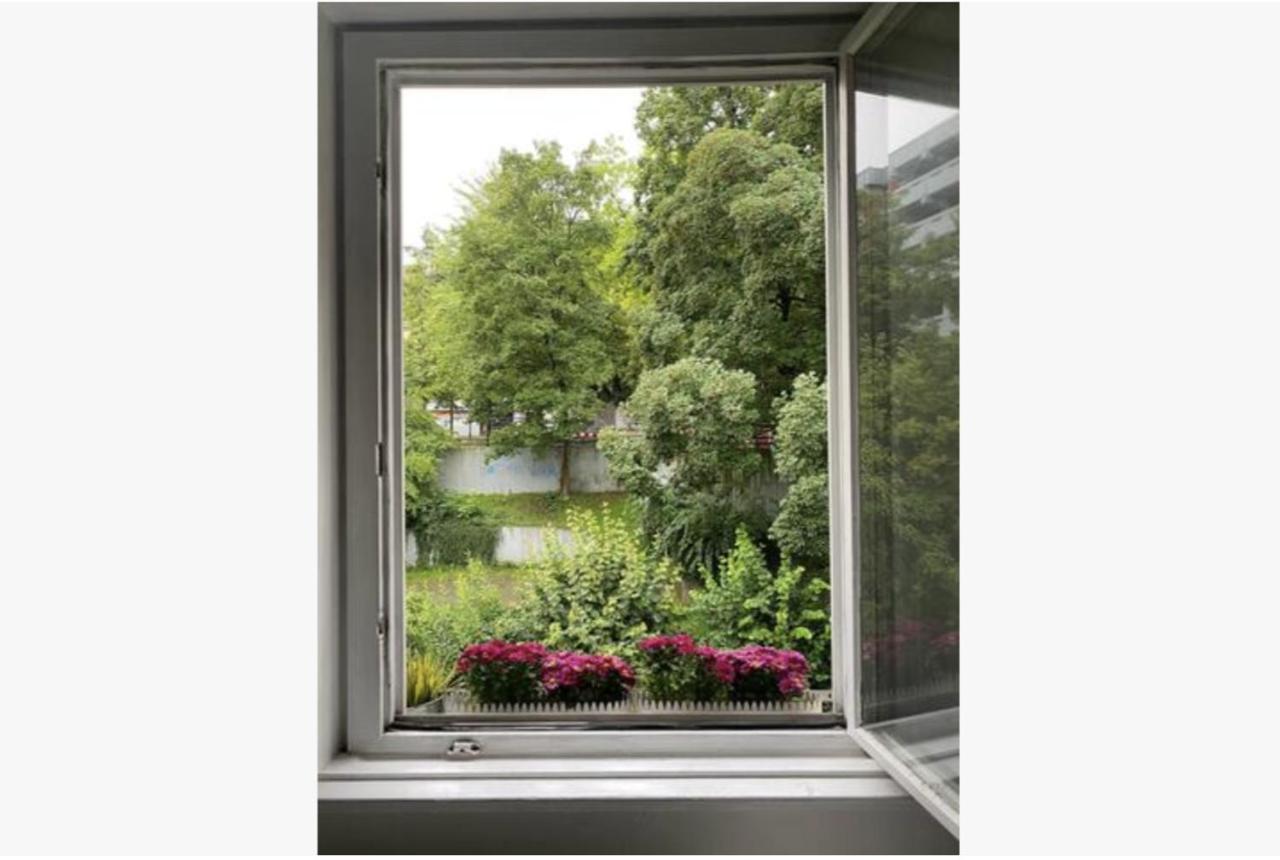 Altbauwohnung Stuttgart Ost Extérieur photo
